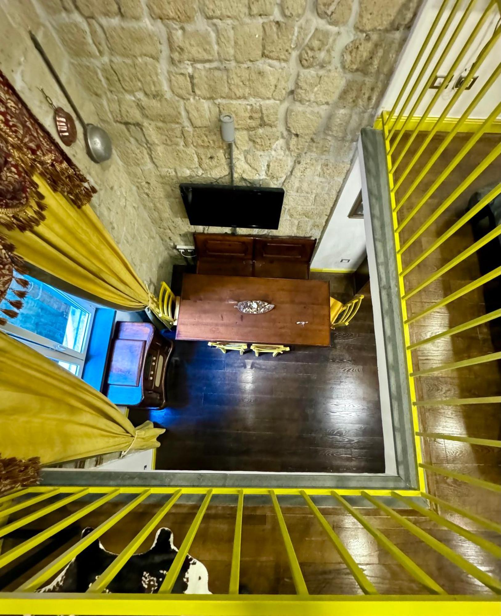 ナポリCarlito'S House- Un'Intera Casa Al Centro Storicoアパートメント エクステリア 写真